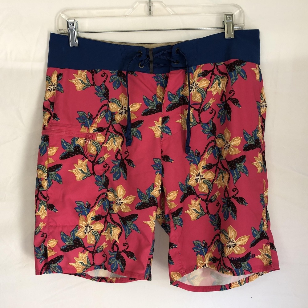 Patagonia Shorts Mens 30 Pink Tropical Floral Board Shorts Swim Trunks Beach